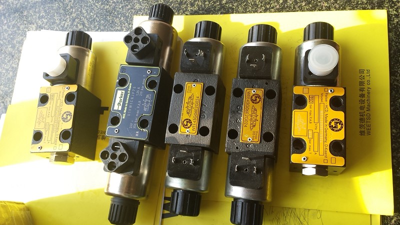 hydraulic valve
