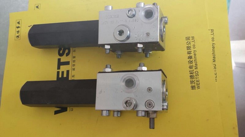 hydraulic valve