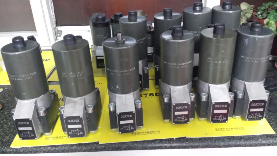 hydraulic valve