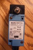 hydraulic valve