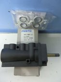 hydraulic valve