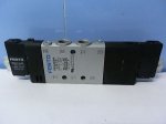 hydraulic valve