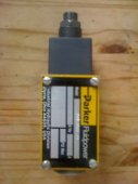 hydraulic valve