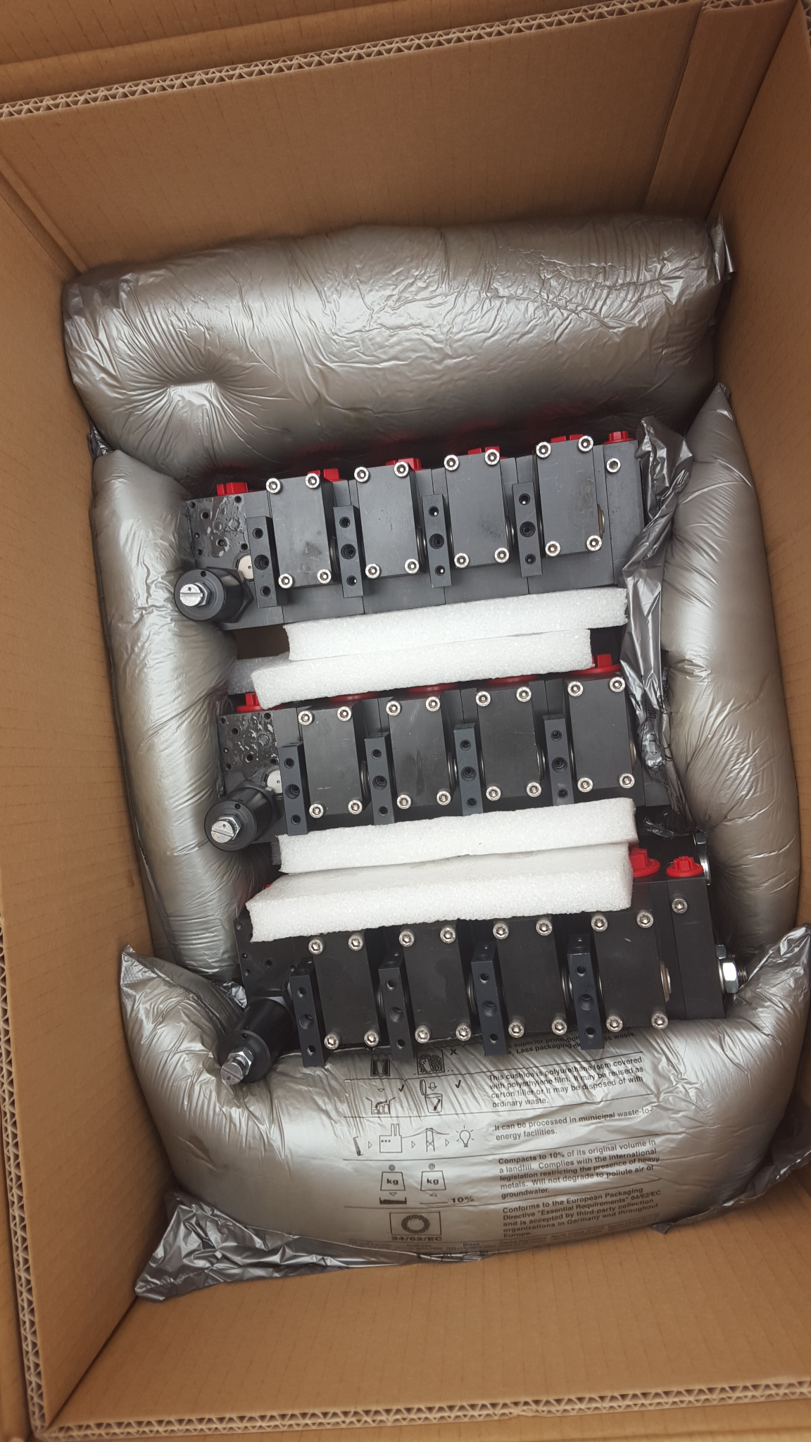 hydraulic valve