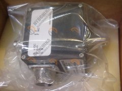 hydraulic valve