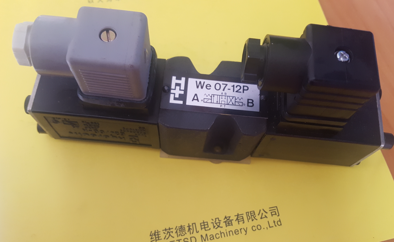 hydraulic valve