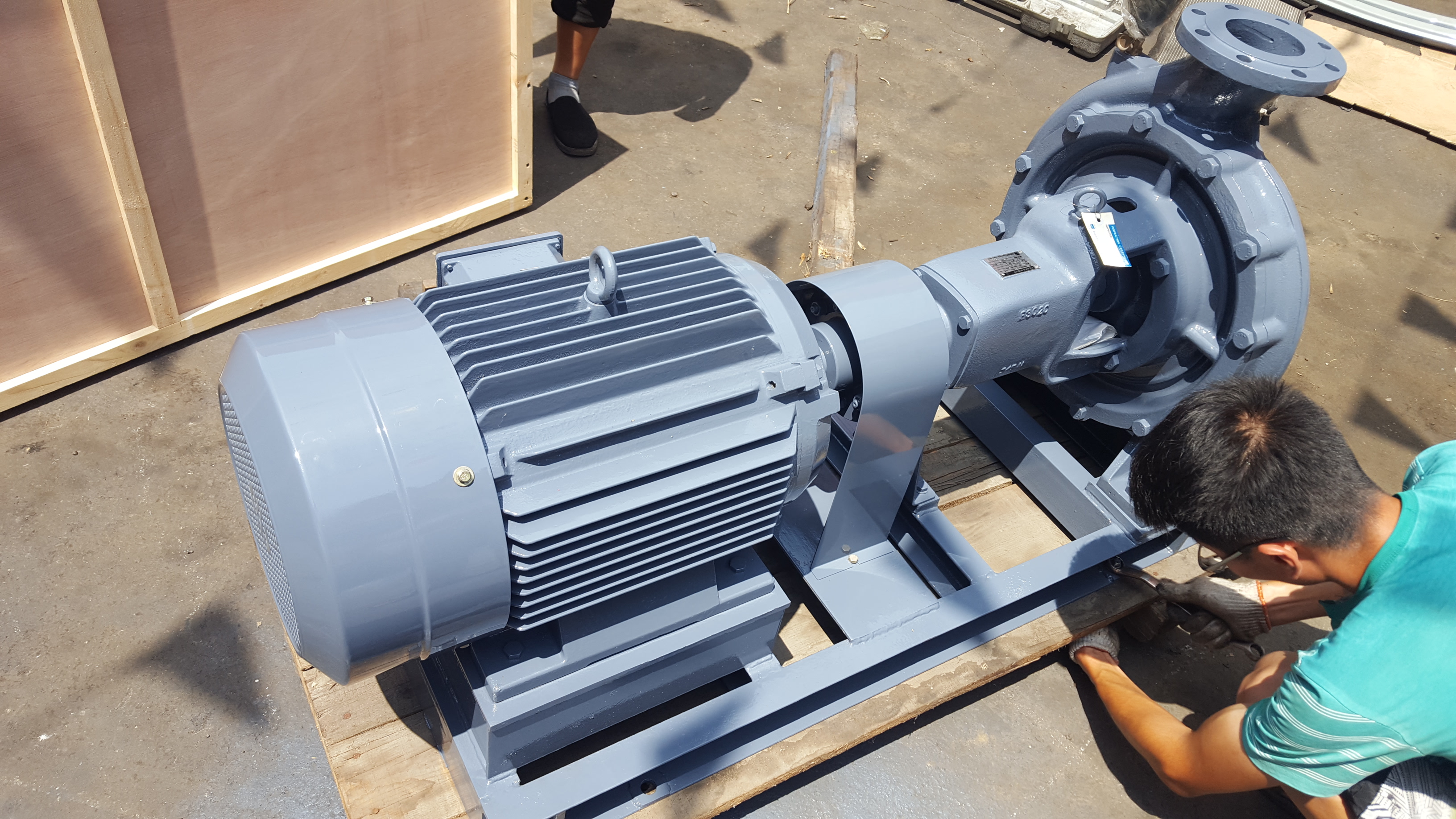 hydraulic valve